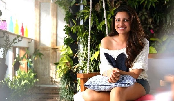 90 के दशक के गानों में खास बात होती थी : परिणीति 90 के दशक के गानों में खास बात होती थी : परिणीति