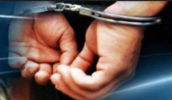 पाकिस्तान में गैरकानूनी ढंग से रहने वाले दो भारतीय नागरिक अरेस्ट पाकिस्तान में गैरकानूनी ढंग से रहने वाले दो भारतीय नागरिक अरेस्ट