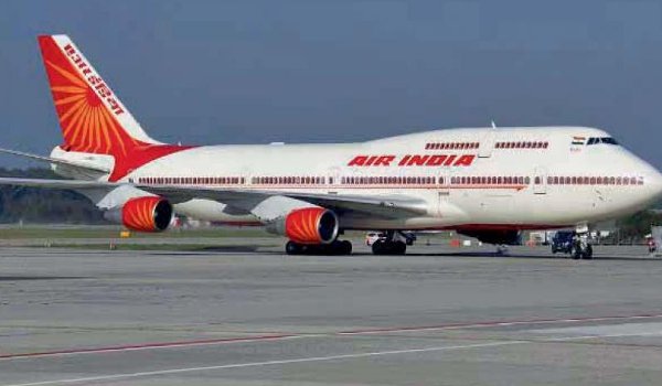 एयर इंडिया के विमान में तकनीकी गड़बड़ी, नहीं भर पाया उड़ान