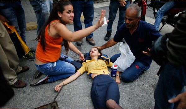 वेनेजुएला : सरकार विरोधी प्रदर्शनों में 12 लोगों की मौत
