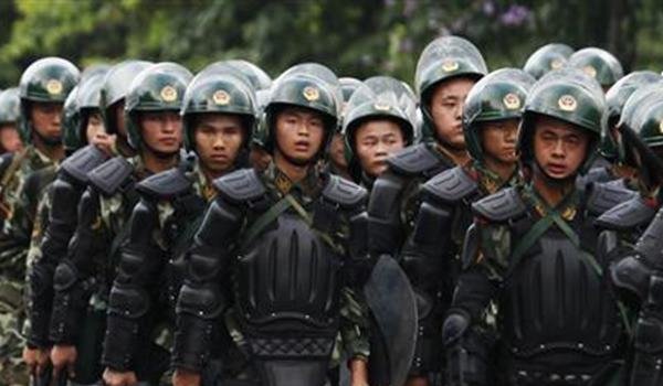 चीन में वर्ष 2012 से 2100 से अधिक पुलिस अधिकारियों की मौत
