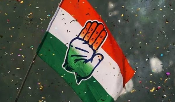 गुजरात के कांग्रेस विधायकों के मुद्दे पर राज्यसभा 2 बार स्थगित गुजरात के कांग्रेस विधायकों के मुद्दे पर राज्यसभा 2 बार स्थगित