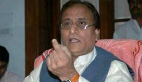 यूपी के पूर्व मंत्री आजम खान के खिलाफ वारंट जारी यूपी के पूर्व मंत्री आजम खान के खिलाफ वारंट जारी