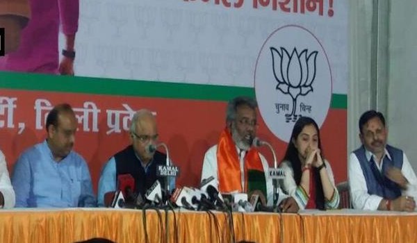 कांग्रेस नेता अमरीश गौतम भाजपा में शामिल कांग्रेस नेता अमरीश गौतम भाजपा में शामिल