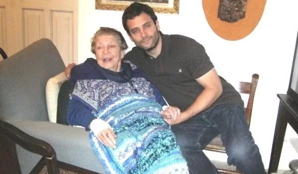 राहुल गांधी की करीबी रिश्तेदार शोभा नेहरू का निधन राहुल गांधी की करीबी रिश्तेदार शोभा नेहरू का निधन