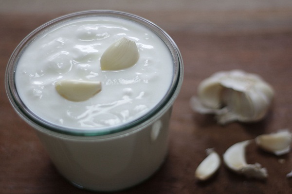 healthy food garlic in milk is beneficial for health