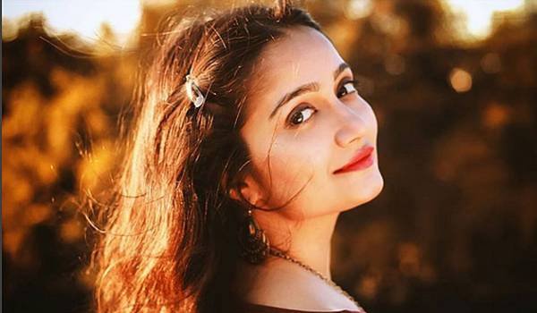 सुप्रिया पाठक संग काम करना चाहती हैं जीनल बेलानी सुप्रिया पाठक संग काम करना चाहती हैं जीनल बेलानी