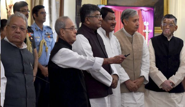 डिजिटल भुगतान : सेंट्रल बैंक ऑफ इंडिया के ग्राहक ने जीते एक करोड़ रुपए डिजिटल भुगतान : सेंट्रल बैंक ऑफ इंडिया के ग्राहक ने जीते एक करोड़ रुपए