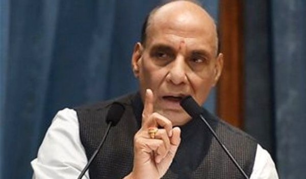 पाकिस्तान आतंकवाद बंद करे तभी होगी क्रिकेट : राजनाथ पाकिस्तान आतंकवाद बंद करे तभी होगी क्रिकेट : राजनाथ