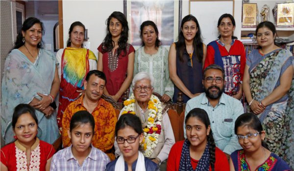 विश्व कला दिवस पर कलाविद राम जैसवाल का अभिनन्दन विश्व कला दिवस पर कलाविद राम जैसवाल का अभिनन्दन