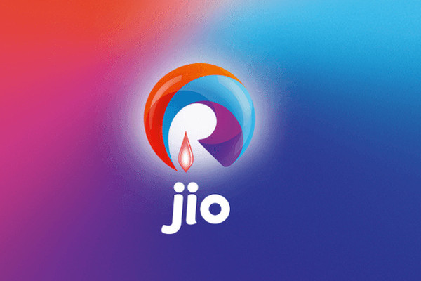 reliance jio may launch 4g laptop soon