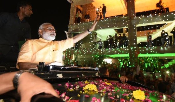 Prime Minister Modi's grand roadshow in Surat