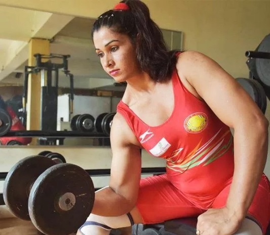 sports-indian-hard-lady-kavita-dalal-will-play-for-wwe