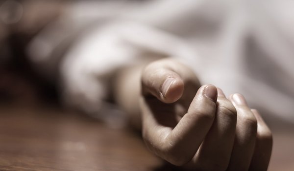 दुबई में भारतीय महिला ने पति से लड़ाई के बाद की सुसाइड दुबई में भारतीय महिला ने पति से लड़ाई के बाद की सुसाइड