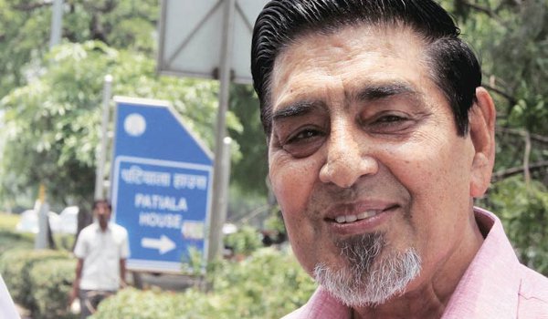 कांग्रेस नेता जगदीश टाइटलर का पासपोर्ट जब्त, CBI को कार्रवाई का निर्देश कांग्रेस नेता जगदीश टाइटलर का पासपोर्ट जब्त, CBI को कार्रवाई का निर्देश
