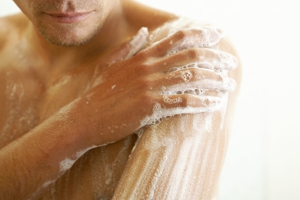अगर साबुन का इस्तेमाल जरूर से ज्यादा करते हैं तो हो सकते हैं ये हानिकारक प्रभाव