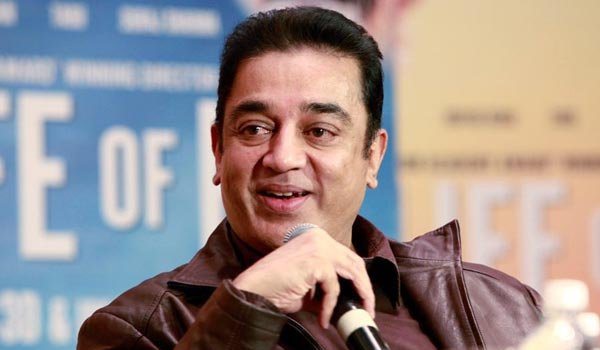 कमल हासन ने ‘विश्वरूपम 2’ का अंतिम गीत रिकॉर्ड किया कमल हासन ने ‘विश्वरूपम 2’ का अंतिम गीत रिकॉर्ड किया
