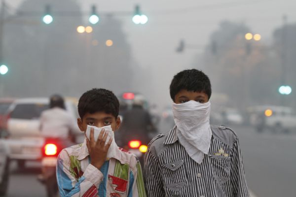 Stay away from the pollution, if not away, the victims of this disease