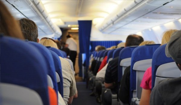 essential air travel items every passengers should pack