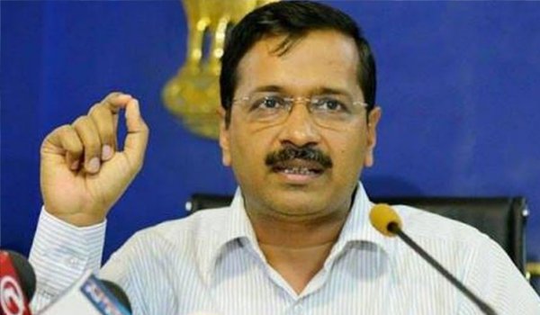 समन खारिज करने के लिए हाईकोर्ट गए अरविंद केजरीवाल समन खारिज करने के लिए हाईकोर्ट गए अरविंद केजरीवाल