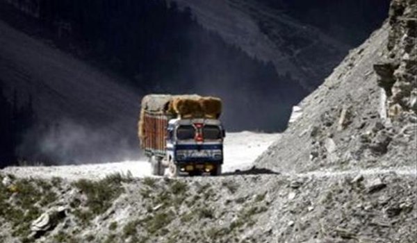 श्रीनगर-लेह राजमार्ग 5 महीने बाद फिर खुला