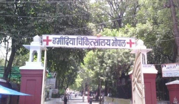 पुराने भोपाल में सांप्रदायिक हिंसा के बाद इंटरनेट सेवा बंद