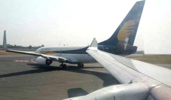 आईजीआई पर जेट एयरवेज के 2 विमान टकराए