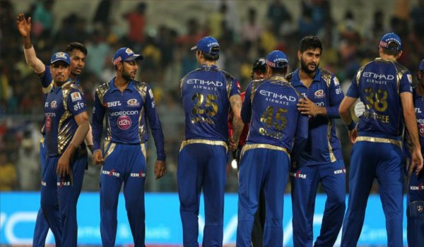 आईपीएल 2017 : शीर्ष पर रहा मुम्बई, कोलकाता भाग्य के सहारे