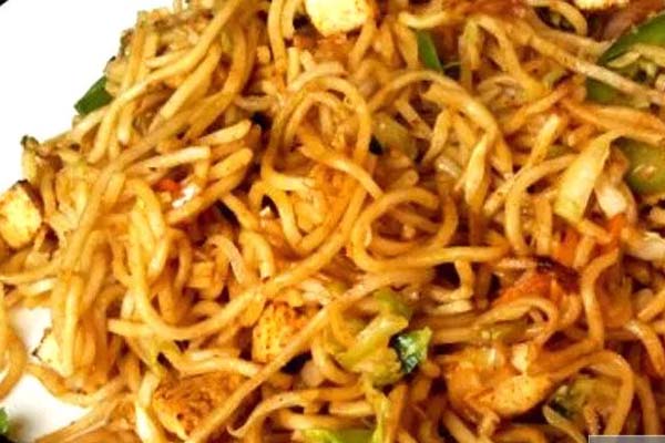 mushroom noodles recipe in hindi
