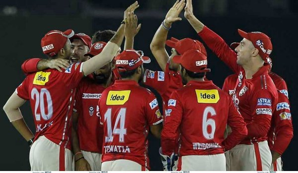 IPL 2017 : गेंदबाजों ने पंजाब को दिलाई जरुरी जीत