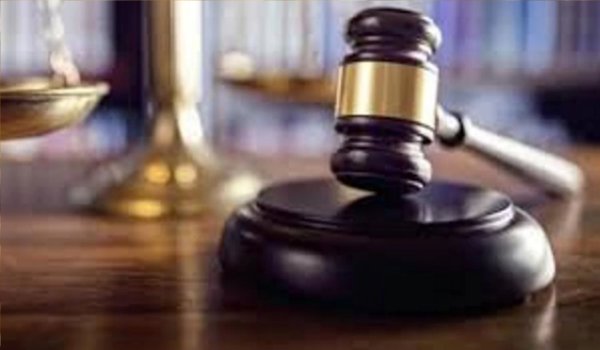 पुणे : साफ्टवेयर इंजीनियर नयना पाठक की हत्या व गैंगरेप में तीन दोषी करार पुणे : साफ्टवेयर इंजीनियर नयना पाठक की हत्या व गैंगरेप में तीन दोषी करार