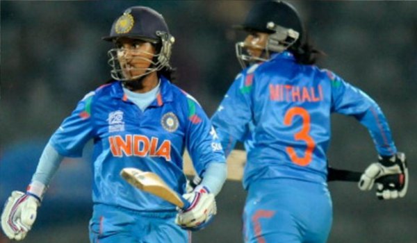 महिला क्रिकेट : भारत ने जीता चार देशों का टूर्नामेंट महिला क्रिकेट : भारत ने जीता चार देशों का टूर्नामेंट