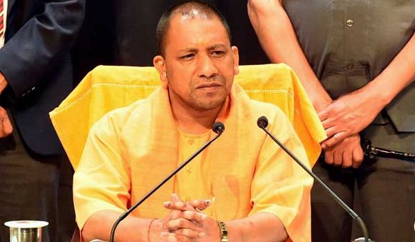 स्वाति सिंह के बाद एक ओर BJP नेता ने योगी को मुश्किल में डाला स्वाति सिंह के बाद एक ओर BJP नेता ने योगी को मुश्किल में डाला