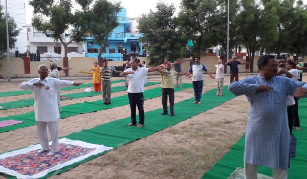 योग भगाए रोग : पंचशील में 7 दिवसीय शिविर का शुभारंभ