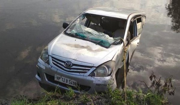 फतेहपुर सिकरी : नहर में कार गिरी, 10 की मौत
