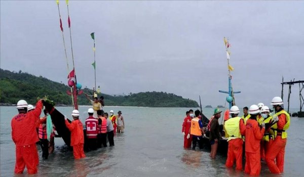 म्यांमार के दुर्घटनाग्रस्त सैन्य विमान से 26 और शव मिले म्यांमार के दुर्घटनाग्रस्त सैन्य विमान से 26 और शव मिले