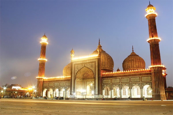 दुनिया को अपनी और आकर्षित करने वाली मस्जिद