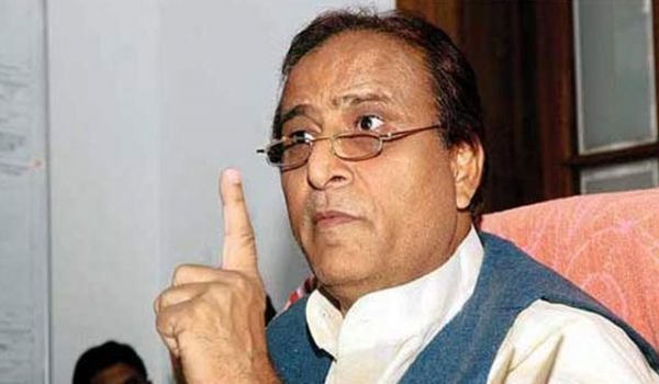 SP leader Azam Khan accuses Army of misbehaving with people, video viral