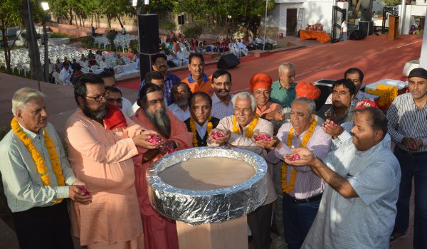 महाराजा दाहरसेन बलिदान दिवस के उपलक्ष्य में सांस्कृतिक कार्यक्रम महाराजा दाहरसेन बलिदान दिवस के उपलक्ष्य में सांस्कृतिक कार्यक्रम