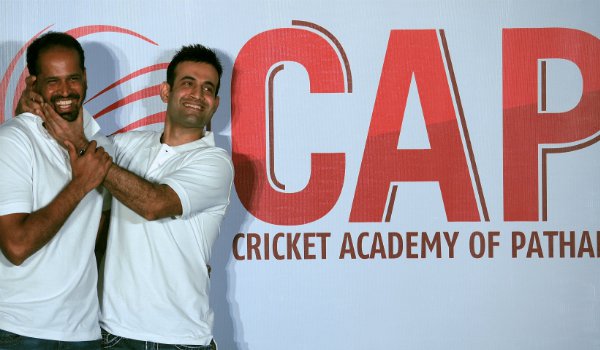 इरफान, यूसुफ ने सूरत में खोली अपनी चौथी क्रिकेट अकादमी