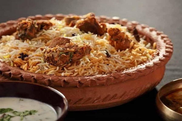 ऐसे बनाएं ग्रीन माइक्रो बिरयानी ऐसे बनाएं ग्रीन माइक्रो बिरयानी