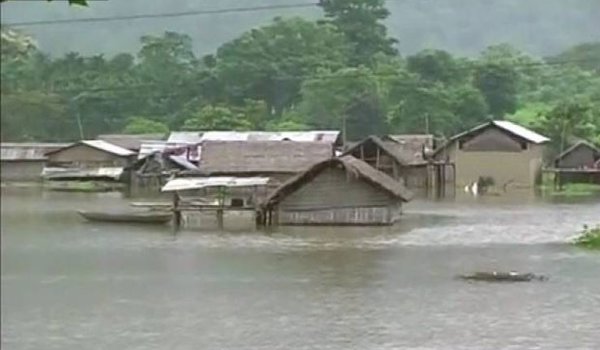 असम में भारी बारिश से बाढ़ की स्थिति, 1 की मौत