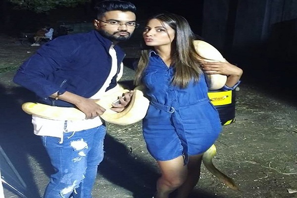 हीना कि इच्छा हुई पूरी, बॉयफ्रेंड रॉकी मिलने पहुंचे स्पेन हीना कि इच्छा हुई पूरी, बॉयफ्रेंड रॉकी मिलने पहुंचे स्पेन