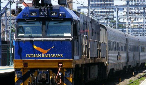 रेलवे शुरू करेगी ‘टिकट पहले बुक करें, पैसे बाद में चुकाएं’ सेवा