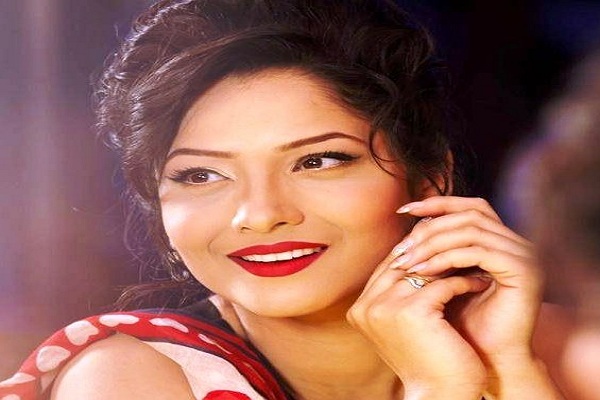 कंगना संग बॉलीवुड डेब्यु को तैयार यह टीवी एक्ट्रेस कंगना संग बॉलीवुड डेब्यु को तैयार यह टीवी एक्ट्रेस