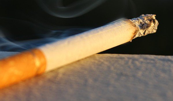 जीएसटी परिषद ने सिगरेट पर सेस बढ़ाया