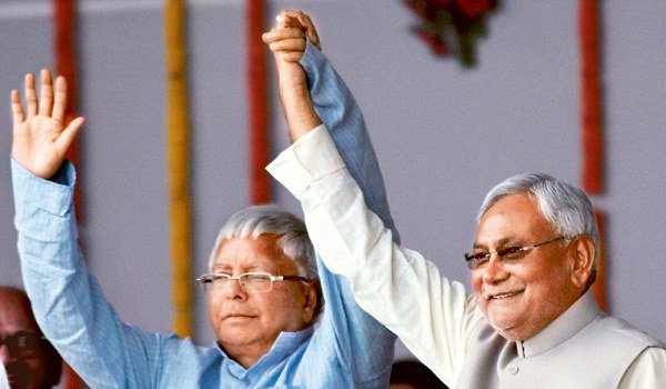राजद नेताओं की लालू, नीतीश से सुलह की सिफारिश राजद नेताओं की लालू, नीतीश से सुलह की सिफारिश