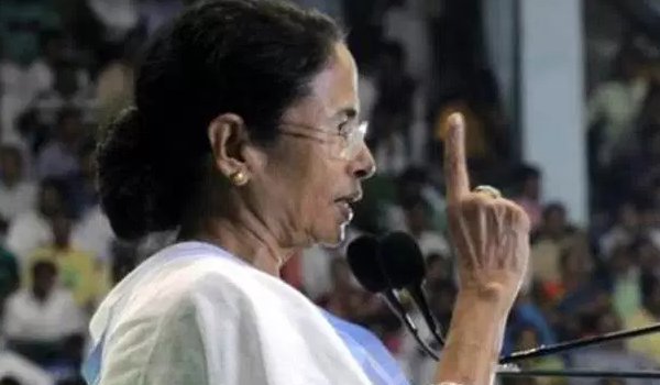तृणमूल ‘भाजपा मुक्त भारत’ अभियान शुरू करेगी : ममता बनर्जी तृणमूल ‘भाजपा मुक्त भारत’ अभियान शुरू करेगी : ममता बनर्जी