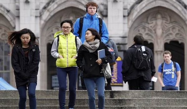 Indian students rush to Canadian universities