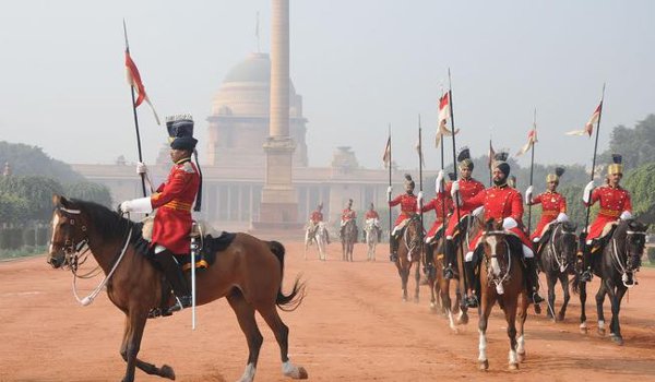 राष्ट्रपति भवन ने शनिवार का ‘चेंज ऑफ गार्ड’ समारोह रद्द किया